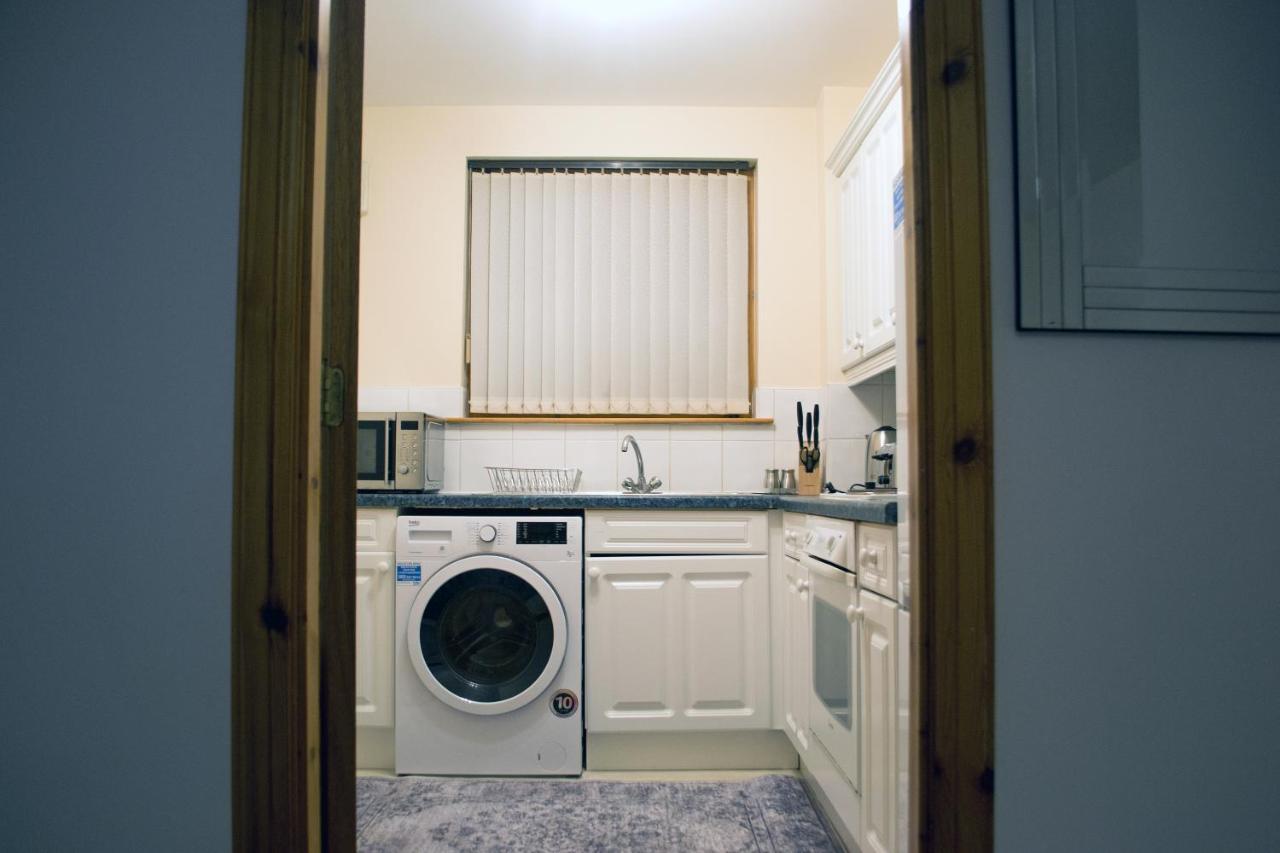 Superb 2 Bedroom Flat - Refurbished Dec 2024 Inverness Exterior photo