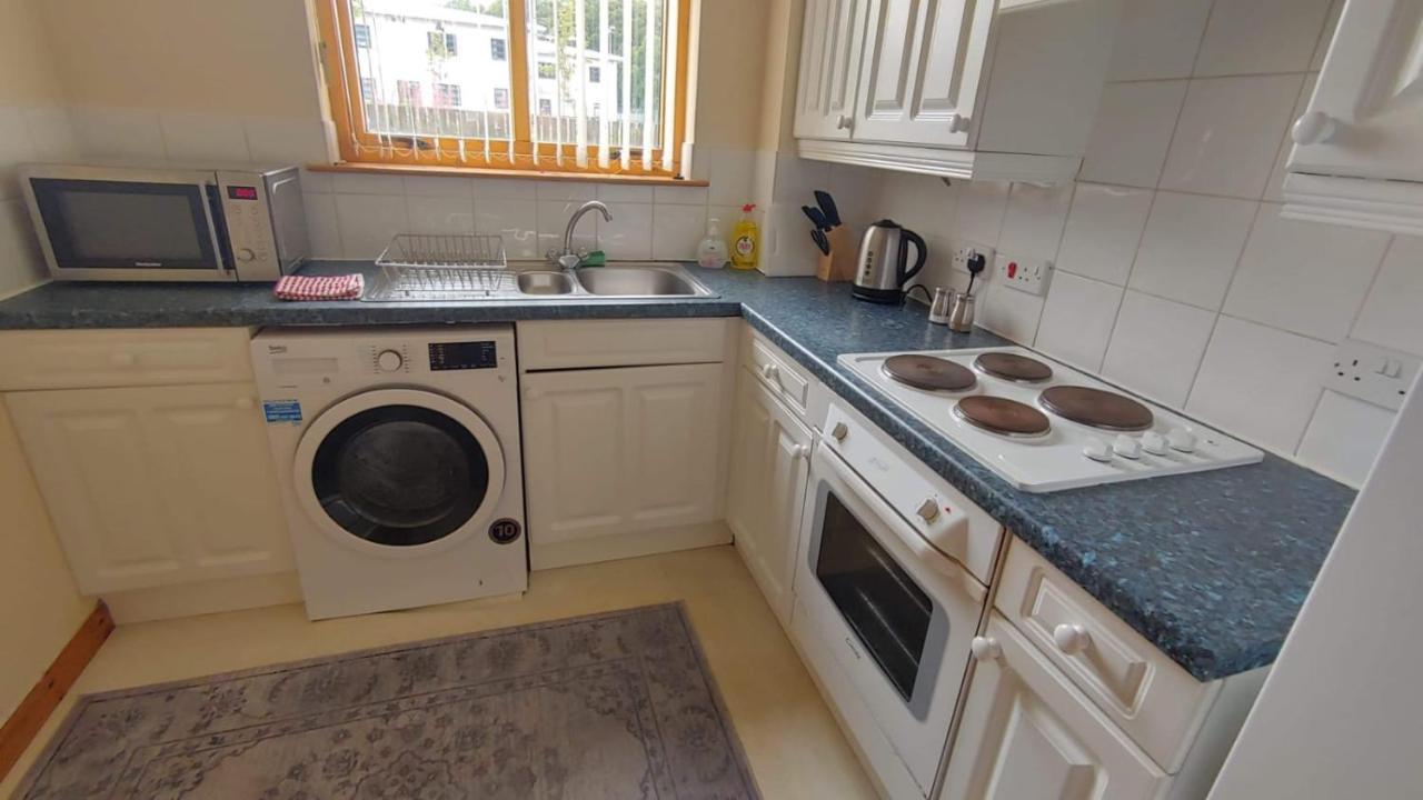 Superb 2 Bedroom Flat - Refurbished Dec 2024 Inverness Exterior photo