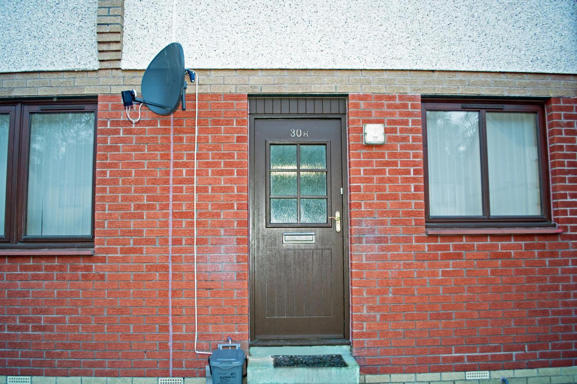 Superb 2 Bedroom Flat - Refurbished Dec 2024 Inverness Exterior photo